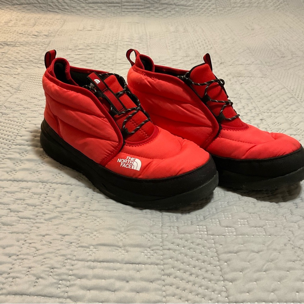 North Face Chukka Red Quilted Winter Boots